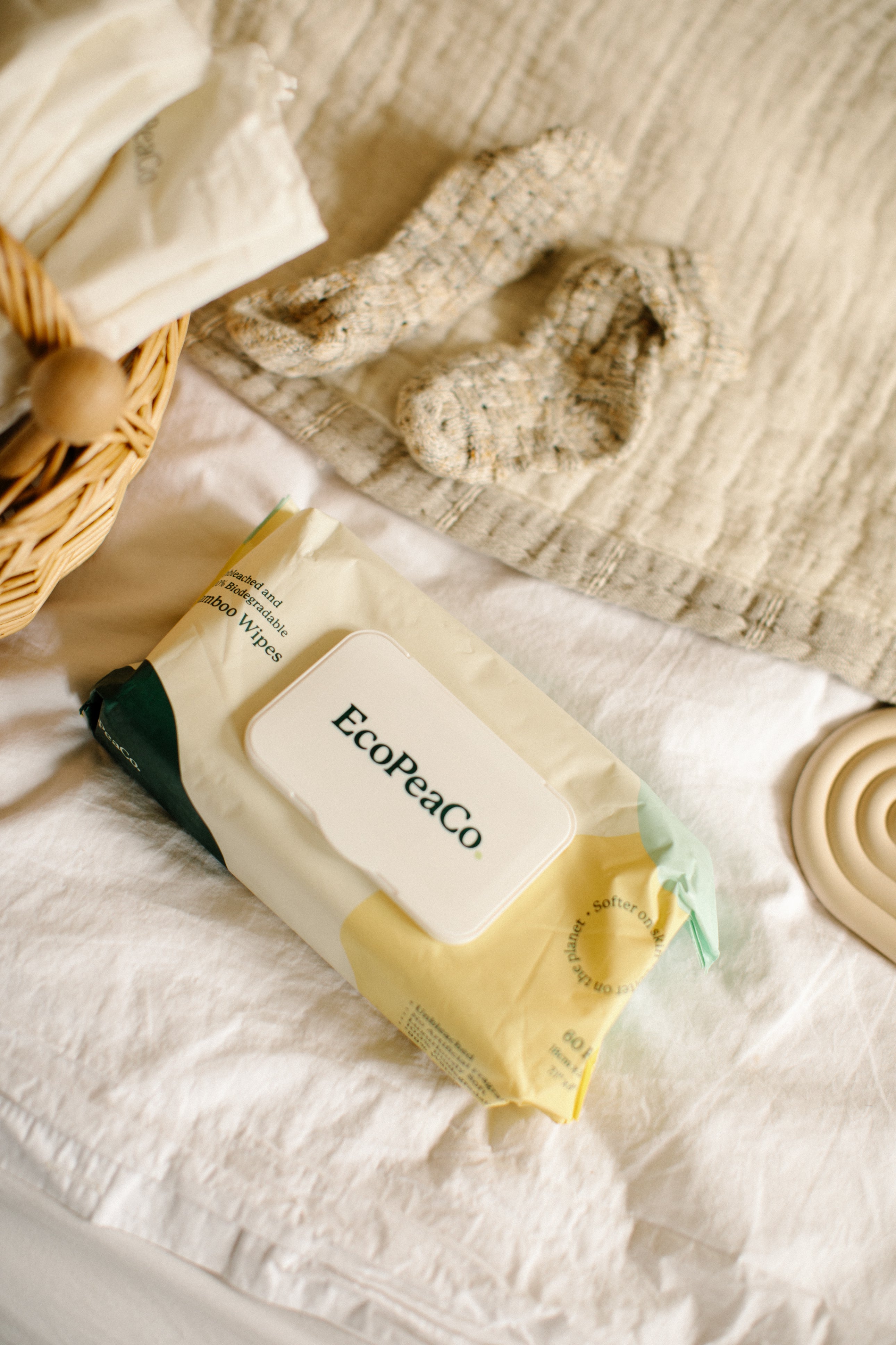 Baby Wipes Uses: Beyond the Diaper Bag